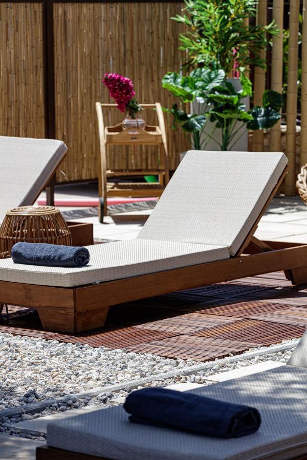 Villa Seashell -Wonderful Newly Renovated Villa On The Beach Galatas  Bagian luar foto